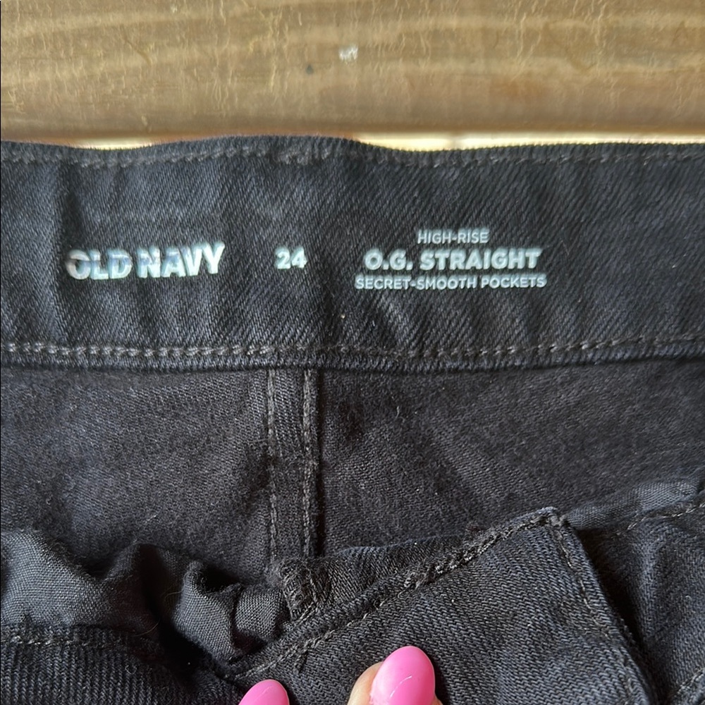 Old Navy Black O.G. Straight High-Rise denim shorts plus size 24